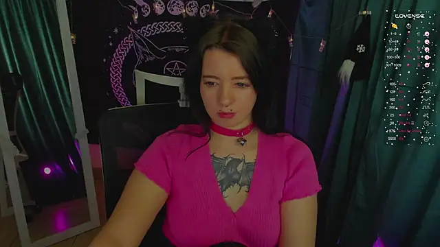 Snapshot of Sam_Mystery chatting on 12/31/24, 03:09 Sam Mystery online show from 12/31/24, 03:09