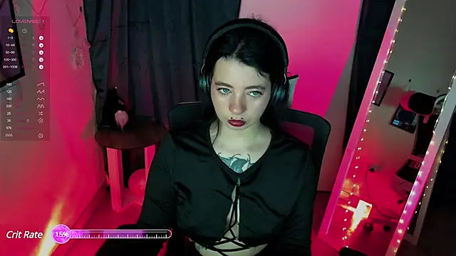 Snapshot of Sam_Mystery chatting on 02/13/25, 07:56 Sam Mystery online show from 02/13/25, 07:56