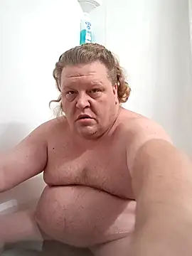 Snapshot of jrsexy83 chatting on 12/26/24, 08:32 jrsexy83 online show from 12/26/24, 08:32