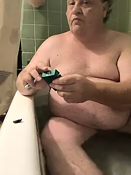 Snapshot of jrsexy83 chatting on 11/13/25, 04:33 jrsexy83 online show from 11/13/25, 04:33