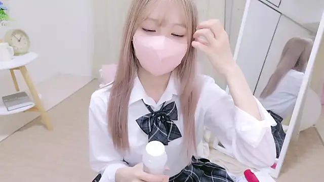 Snapshot of AZUnyan_ chatting on 10/01/25, 02:56 AZUnyan online show from 10/01/25, 02:56