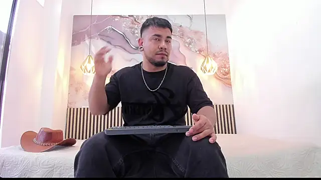 BrianMalonee online show from 10/15/25, 12:16