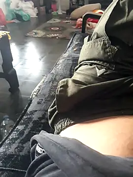 Snapshot of jojokom99 chatting on 01/19/26, 05:00 jojokom99 online show from 01/19/26, 05:00