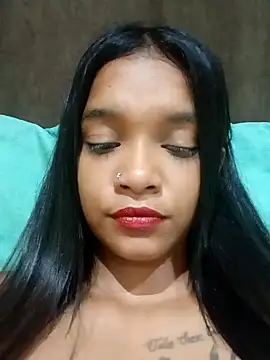 Snapshot of Indianqueen03 chatting on 12/27/24, 06:42 Indianqueen03 online show from 12/27/24, 06:42