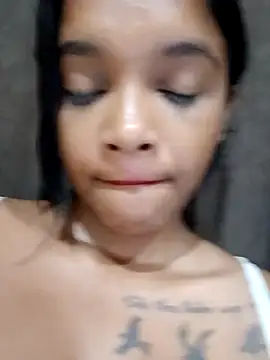 Snapshot of Indianqueen03 chatting on 01/08/25, 05:05 Indianqueen03 online show from 01/08/25, 05:05