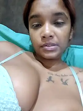 Snapshot of Indianqueen03 chatting on 01/28/25, 07:21 Indianqueen03 online show from 01/28/25, 07:21