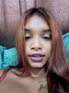 Snapshot of Indianqueen03 chatting on 02/02/25, 09:40 Indianqueen03 online show from 02/02/25, 09:40