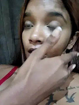 Snapshot of Indianqueen03 chatting on 02/02/25, 09:02 Indianqueen03 online show from 02/02/25, 09:02