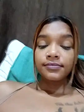 Snapshot of Indianqueen03 chatting on 02/26/25, 04:35 Indianqueen03 online show from 02/26/25, 04:35