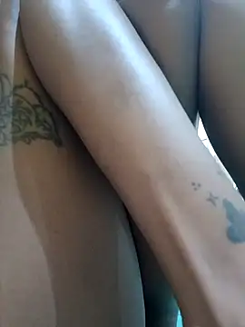 Snapshot of Indianqueen03 chatting on 03/01/25, 01:18 Indianqueen03 online show from 03/01/25, 01:18