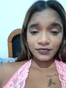 Snapshot of Indianqueen03 chatting on 03/20/25, 08:40 Indianqueen03 online show from 03/20/25, 08:40