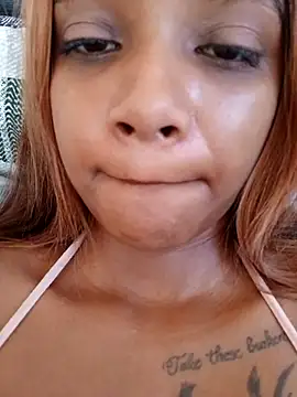 Snapshot of Indianqueen03 chatting on 03/21/25, 06:49 Indianqueen03 online show from 03/21/25, 06:49