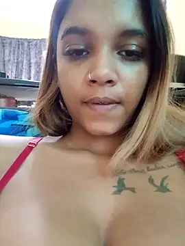 Snapshot of Indianqueen03 chatting on 09/19/25, 06:48 Indianqueen03 online show from 09/19/25, 06:48