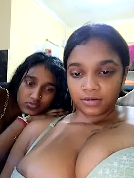 Snapshot of Indianqueen03 chatting on 09/26/25, 07:51 Indianqueen03 online show from 09/26/25, 07:51