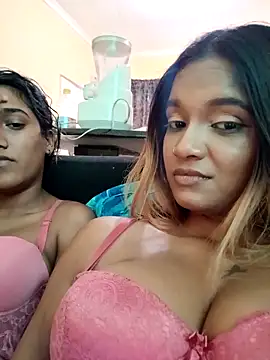 Snapshot of Indianqueen03 chatting on 10/18/25, 01:56 Indianqueen03 online show from 10/18/25, 01:56