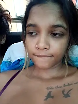 Snapshot of Indianqueen03 chatting on 11/09/25, 02:04 Indianqueen03 online show from 11/09/25, 02:04