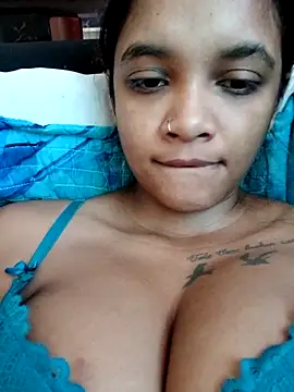 Snapshot of Indianqueen03 chatting on 11/13/25, 08:46 Indianqueen03 online show from 11/13/25, 08:46