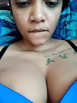 Snapshot of Indianqueen03 chatting on 12/03/25, 10:46 Indianqueen03 online show from 12/03/25, 10:46