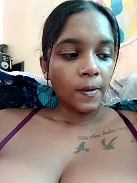 Indianqueen03 online show from 02/04/26, 02:12