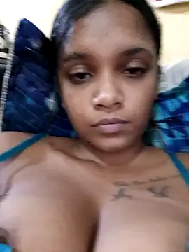 Indianqueen03 online show from 03/04/26, 07:09