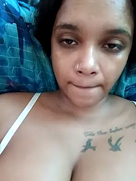 Indianqueen03 online show from 03/26/26, 09:59