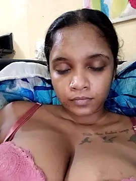 Indianqueen03 online show from 04/06/26, 07:15