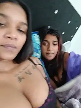 Snapshot of Indianqueen03 chatting on 07/19/26, 04:27 Indianqueen03 online show from 07/19/26, 04:27