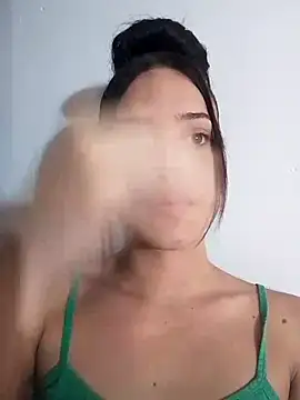 ChanellCastilla online show from 04/20/26, 06:05