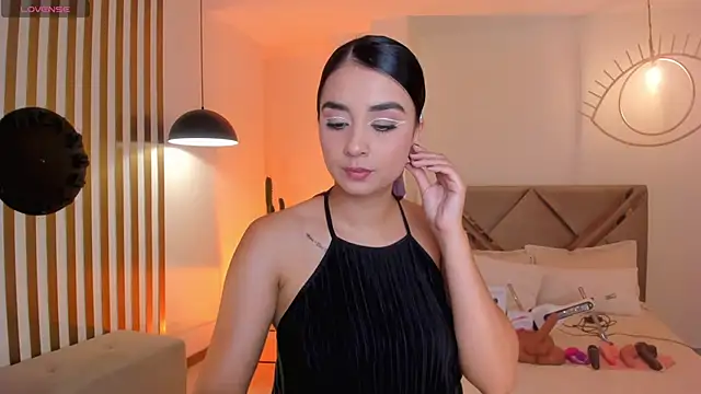 IvannaRussell online show from 02/04/25, 12:22