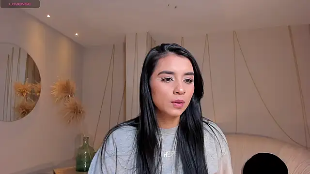 IvannaRussell online show from 02/17/25, 12:27