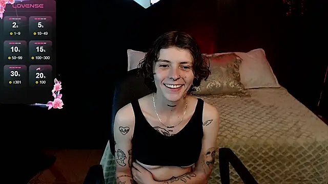 pretty cristal69 online show from 02/15/26, 08:49