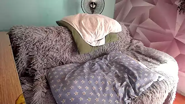 krityn 12 online show from 10/29/25, 01:02