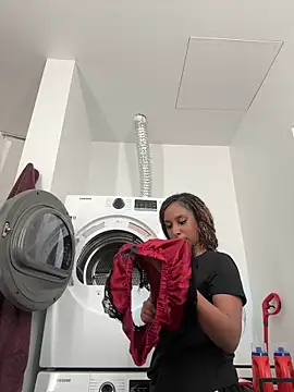 Your Paris online show from 10/25/25, 06:13