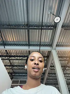 Your Paris online show from 01/31/26, 07:11