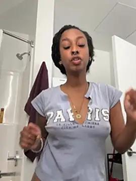 Your Paris online show from 03/13/26, 09:54