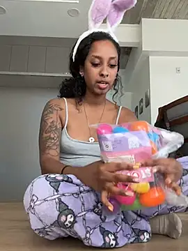 Your Paris online show from 04/03/26, 07:56