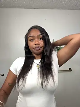 Snapshot of skylarrylee chatting on 11/03/25, 07:53 skylarrylee online show from 11/03/25, 07:53