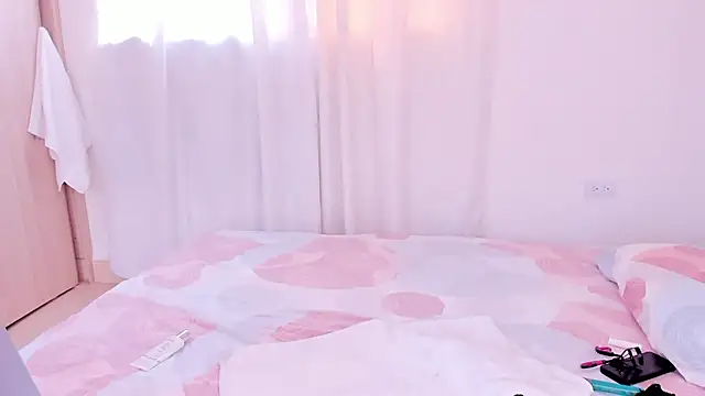 Snapshot of california_0 chatting on 02/07/25, 08:10 california 0 online show from 02/07/25, 08:10