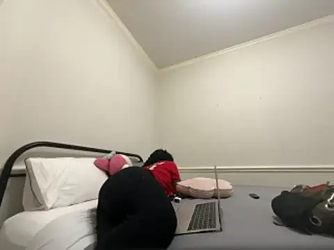 magicalc00ch online show from 05/08/26, 01:11
