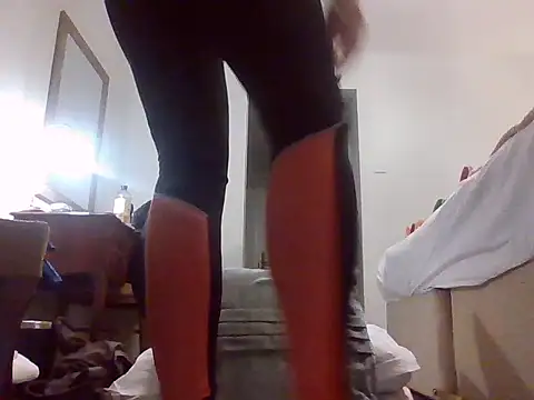 Snapshot of AnalLove1990 chatting on 10/06/25, 10:29 AnalLove1990 online show from 10/06/25, 10:29