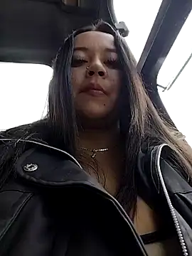 Snapshot of Cristal__04 chatting on 06/28/26, 03:29 Cristal 04 online show from 06/28/26, 03:29
