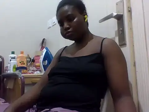 queenzuena online show from 05/21/26, 08:49