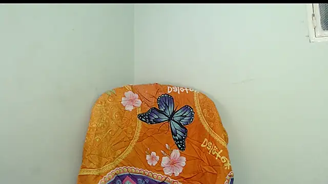 Snapshot of isaaclatino chatting on 04/18/26, 12:36 isaaclatino online show from 04/18/26, 12:36