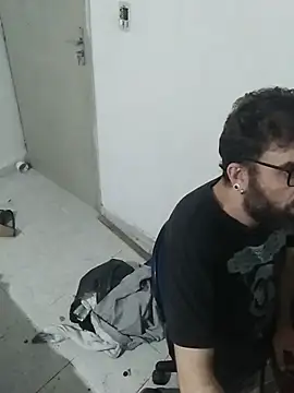 Snapshot of pikalindaxx chatting on 02/23/26, 10:18 pikalindaxx online show from 02/23/26, 10:18