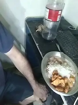 Snapshot of pikalindaxx chatting on 02/25/26, 03:54 pikalindaxx online show from 02/25/26, 03:54