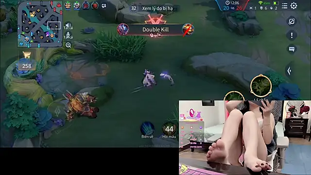 Snapshot of Berrysweet_68 chatting on 10/30/25, 02:51 Berrysweet 68 online show from 10/30/25, 02:51