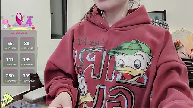 Snapshot of Berrysweet_68 chatting on 11/20/25, 01:55 Berrysweet 68 online show from 11/20/25, 01:55