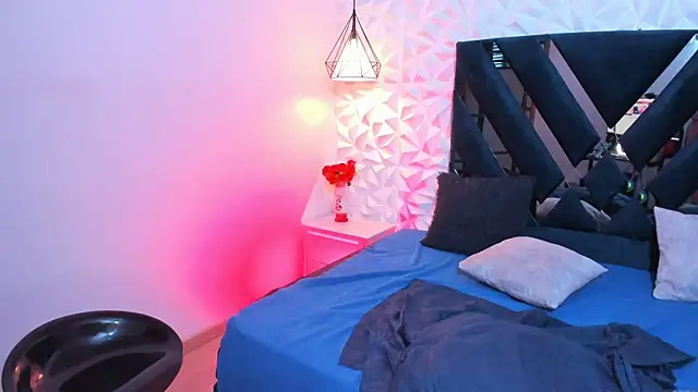 Snapshot of Sheryl_Hamilton chatting on 01/31/25, 04:06 Sheryl Hamilton online show from 01/31/25, 04:06