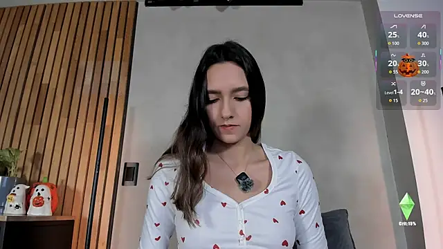 honeyhot69   online show from 10/31/25, 11:44