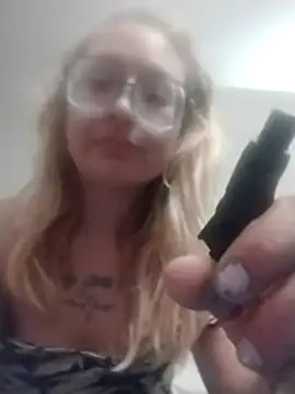 Snapshot of xWhoreAbleX_Pika chatting on 10/28/25, 12:03 xWhoreAbleX Pika online show from 10/28/25, 12:03